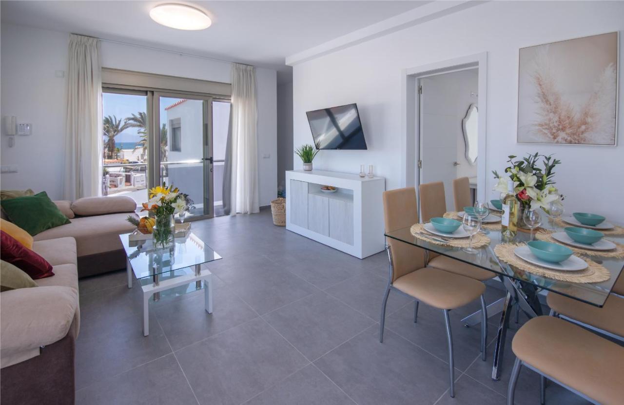 Apartment Holiday 5 Beachfront Corralejo By Holidays Home Extérieur photo